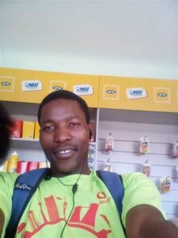 I was in the office to collect the stock... I love to be a smartcall Agent.. I saw if the whole world using a sim card t